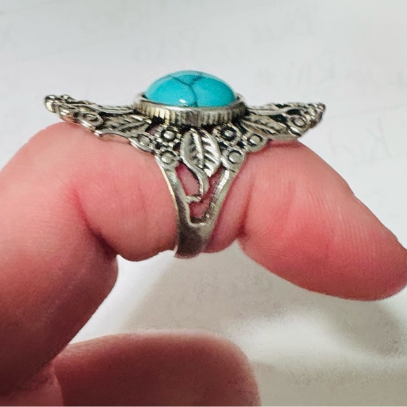 Antique Silver Ring with Turquoise Stone Size 7 - Picture 3 of 3